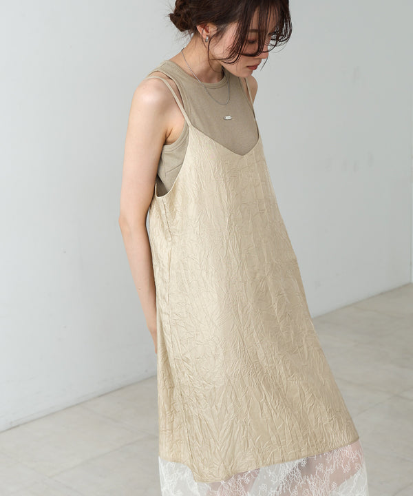 シワ加工サテンチュールレース切替キャミワンピース