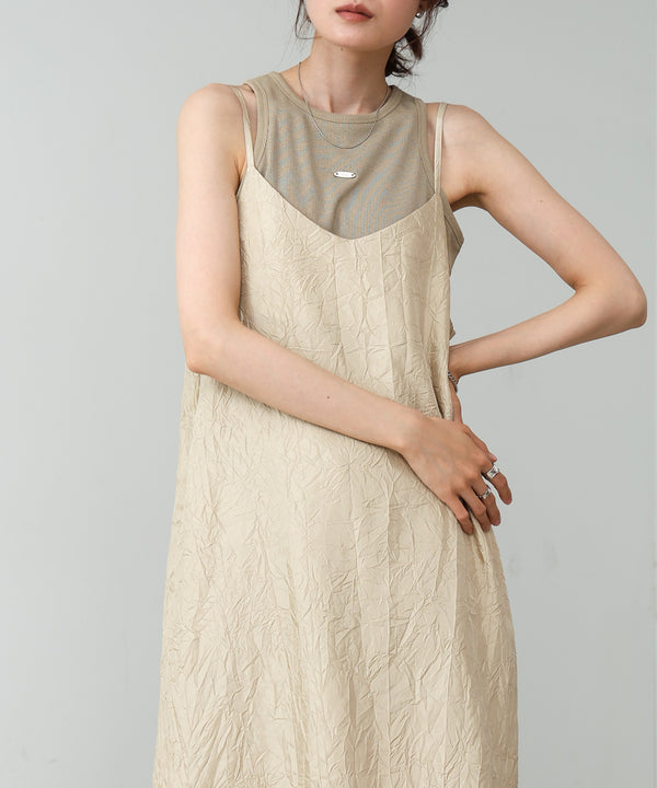 シワ加工サテンチュールレース切替キャミワンピース