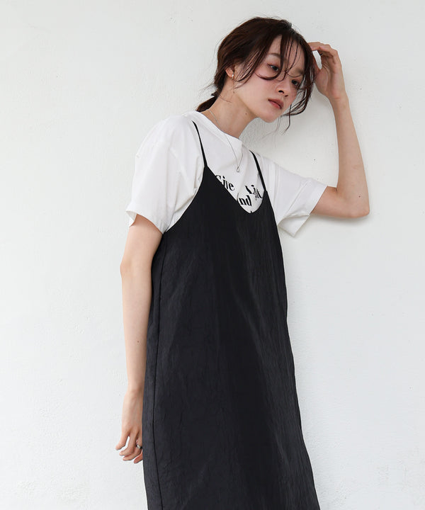 シワ加工サテンチュールレース切替キャミワンピース