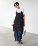 シワ加工サテンチュールレース切替キャミワンピース