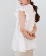 キャンブリックボイル　ピンタックフリルブラウス