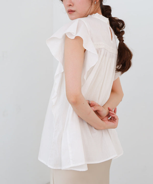 キャンブリックボイル　ピンタックフリルブラウス
