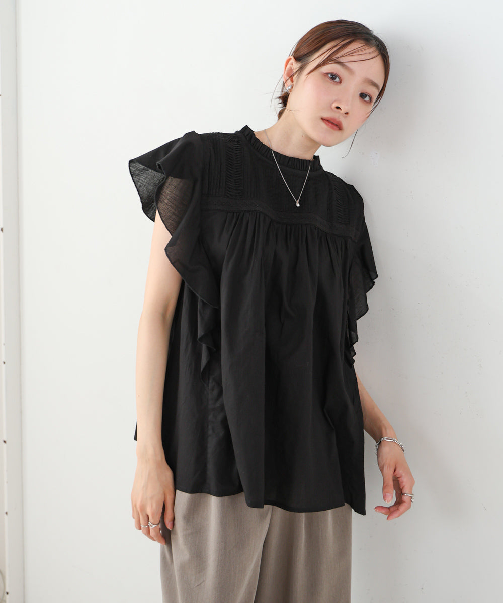 キャンブリックボイル　ピンタックフリルブラウス