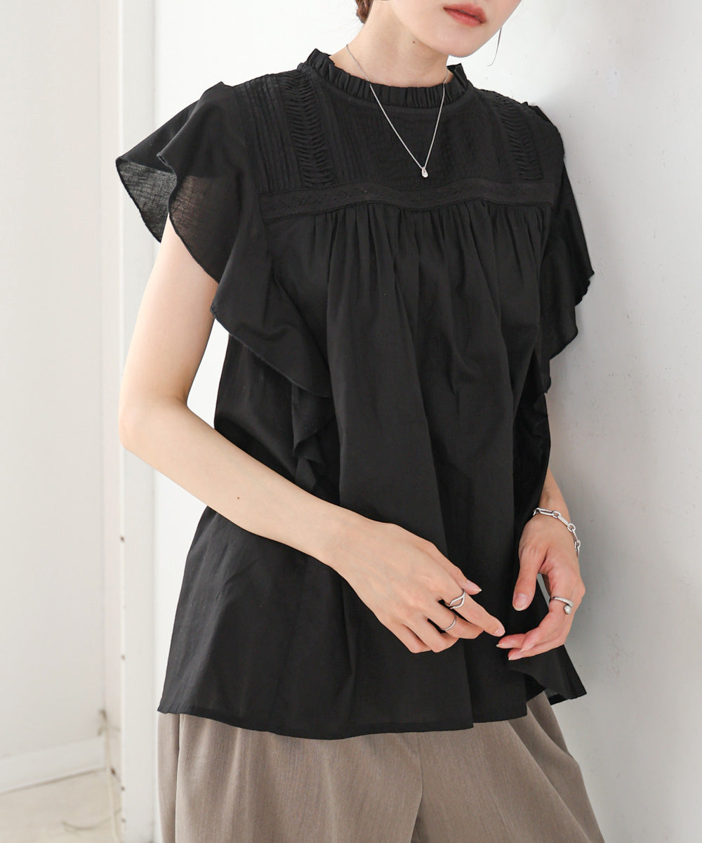 キャンブリックボイル　ピンタックフリルブラウス