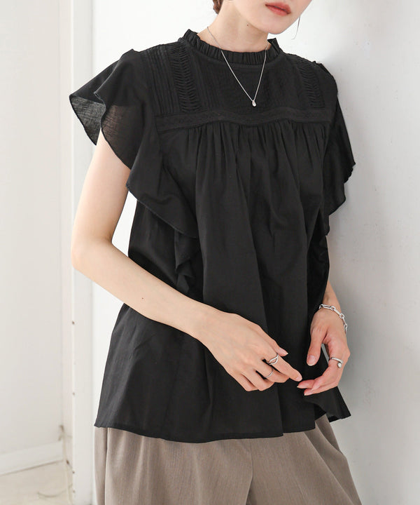 キャンブリックボイル　ピンタックフリルブラウス