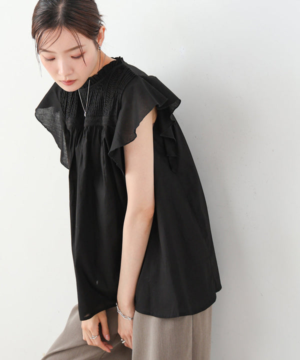 キャンブリックボイル　ピンタックフリルブラウス