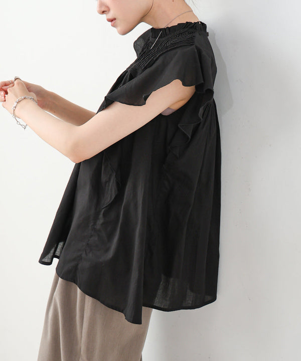 キャンブリックボイル　ピンタックフリルブラウス