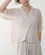 レースブラウス