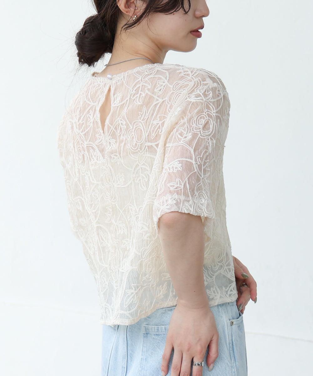 コード刺繍オーガンジーブラウス