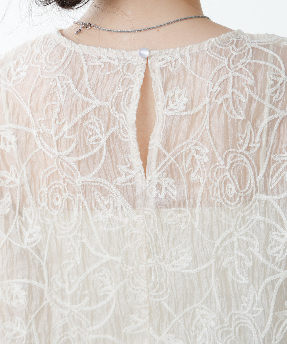 コード刺繍オーガンジーブラウス