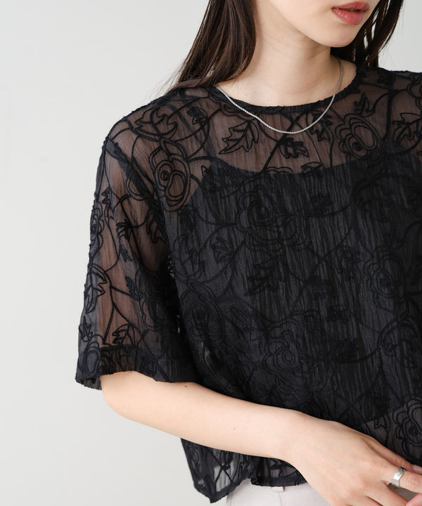 コード刺繍オーガンジーブラウス