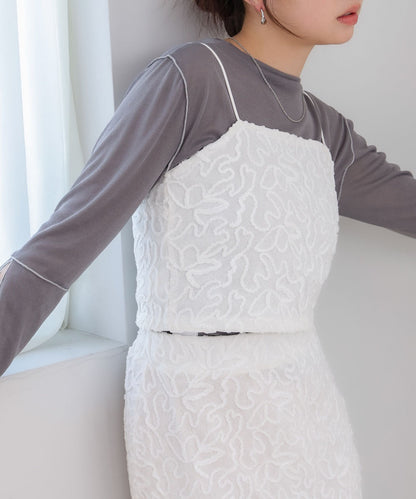 コード刺繍ベロアビスチェ