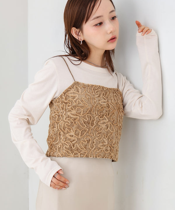 コード刺繍ベロアビスチェ