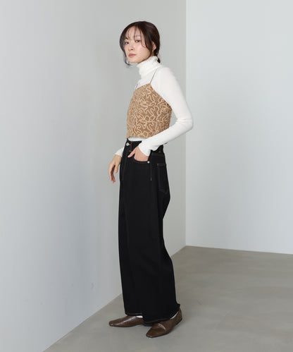 コード刺繍ベロアビスチェ