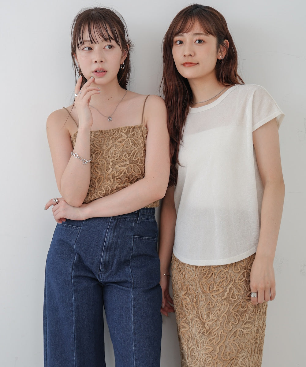 コード刺繍ベロアビスチェ