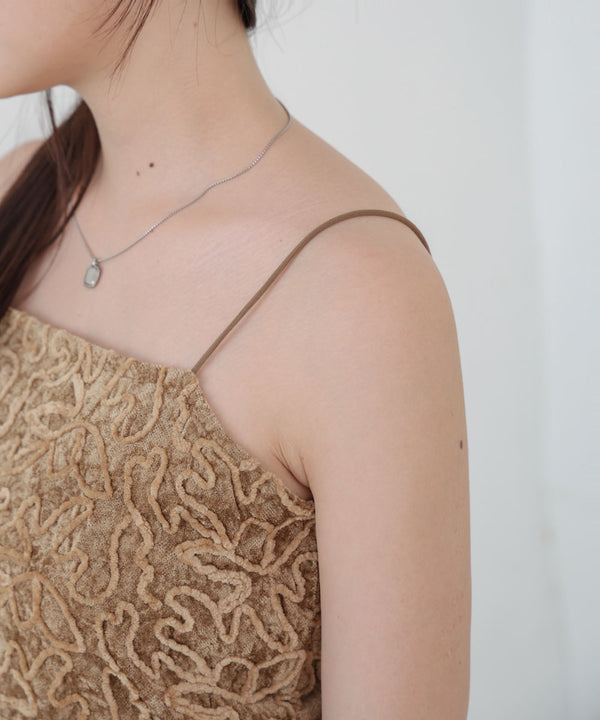 コード刺繍ベロアビスチェ