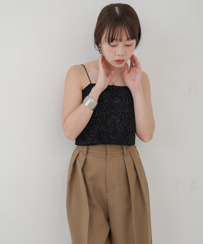 コード刺繍ベロアビスチェ