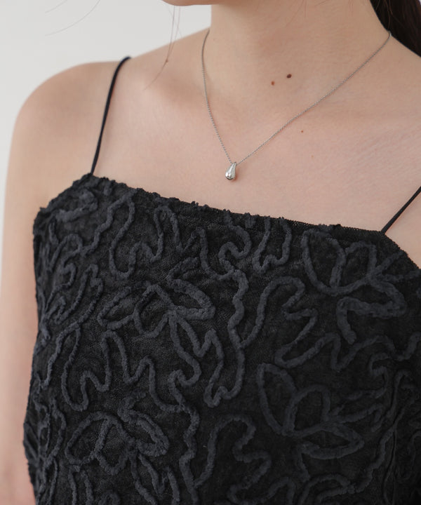 コード刺繍ベロアビスチェ