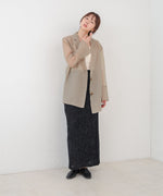 コード刺繍ベロアスカート