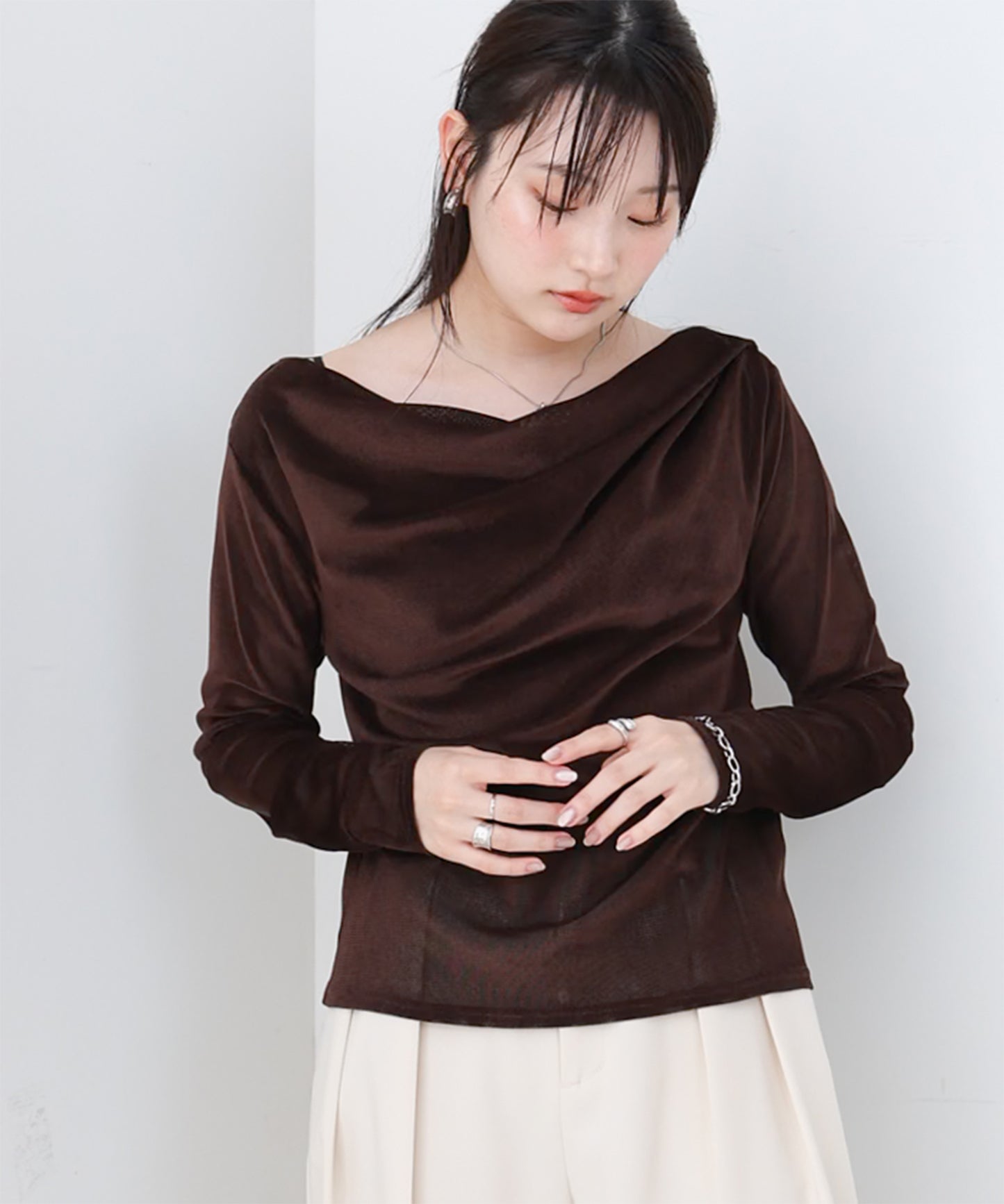 シアーベロアドレーププルオーバー