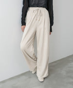 スエードライクイージーパンツ