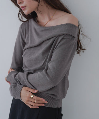 クロスドレープニットプルオーバー