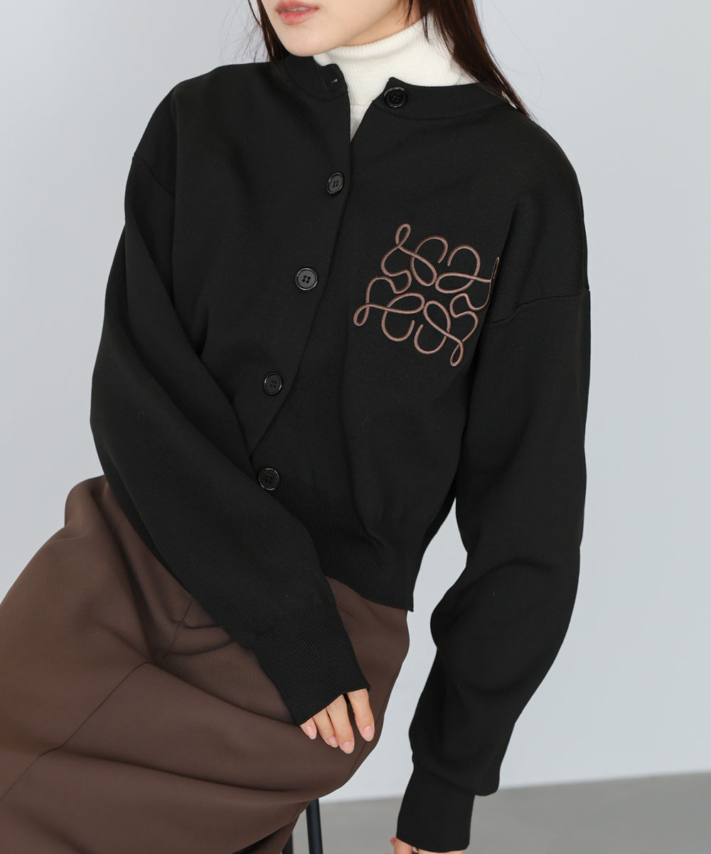 コード刺繍ニットカーディガン
