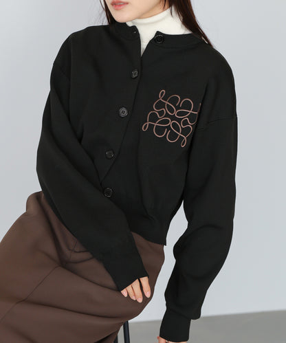 コード刺繍ニットカーディガン