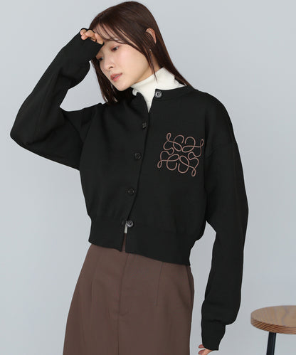 コード刺繍ニットカーディガン