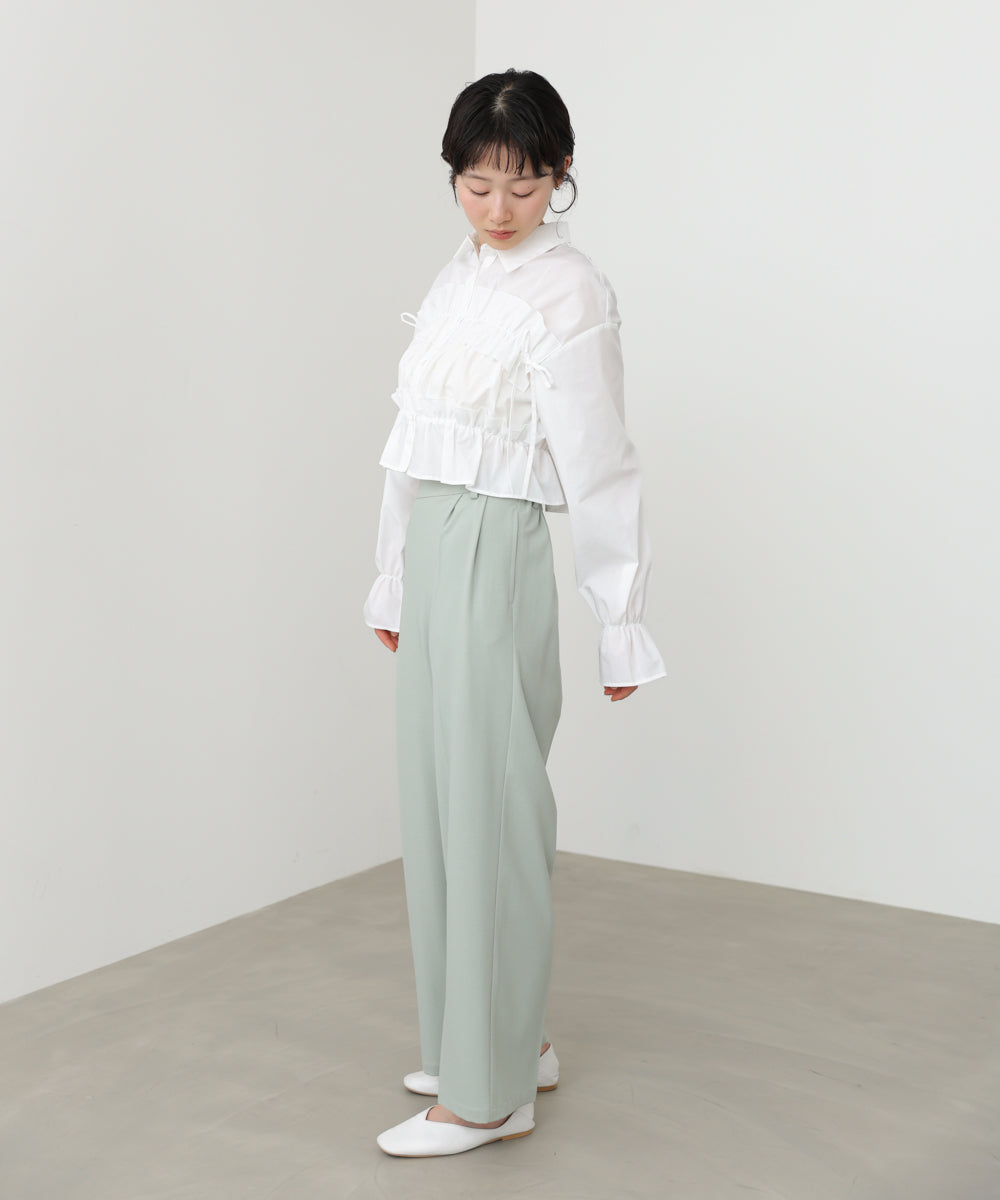 シャーリングリボンショートブラウス