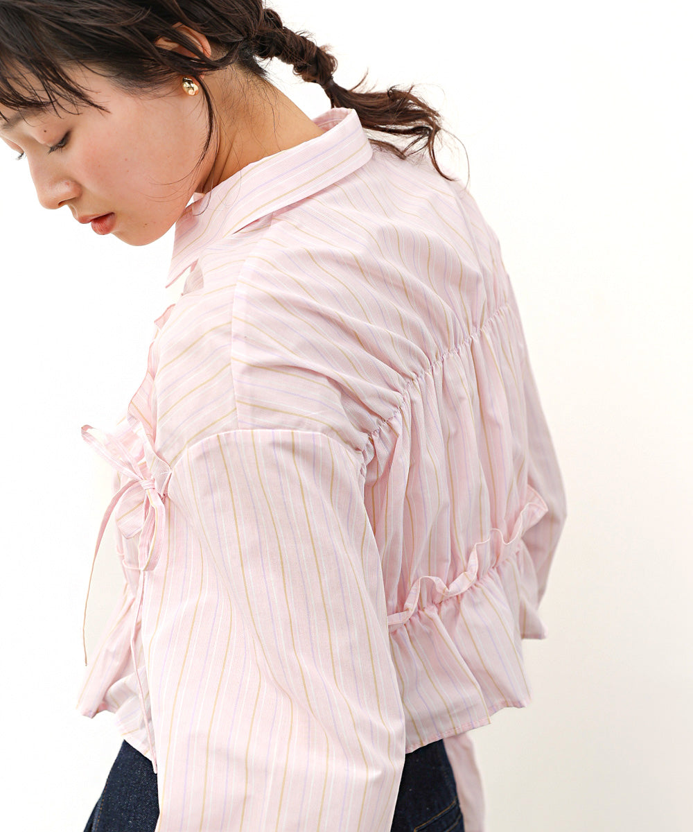 シャーリングリボンショートブラウス