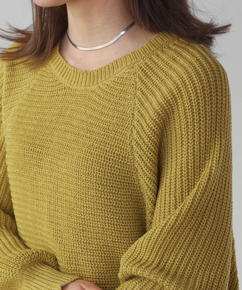 SHORT BACK SLIT KNIT