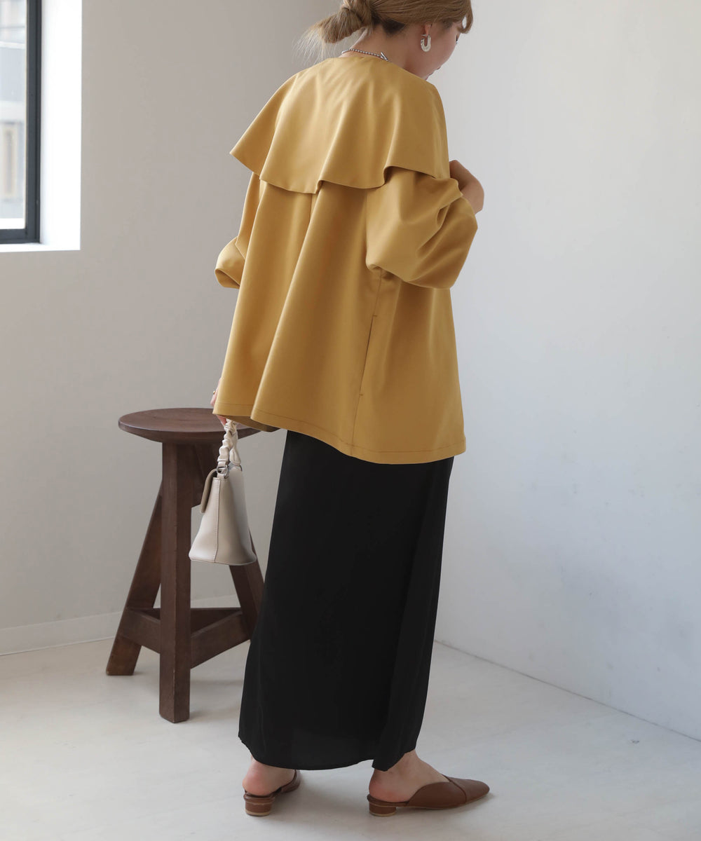 BIG COLLAR RUFFLED SHORT COAT