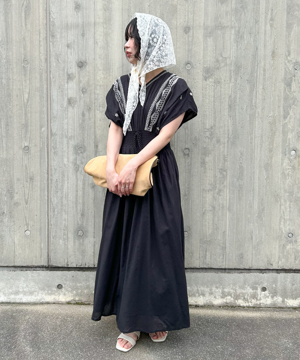 フロント刺繍ウエストシャーリングワンピース