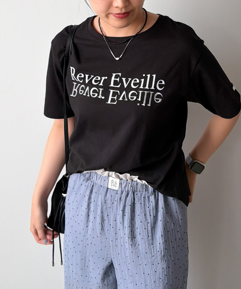 ロゴプリント刺しゅうＴシャツ