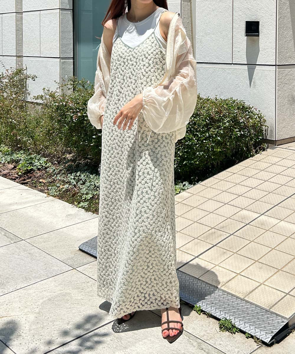 刺繍フラワーキャミワンピース