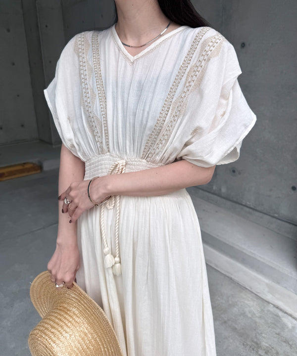 フロント刺繍ウエストシャーリングワンピース