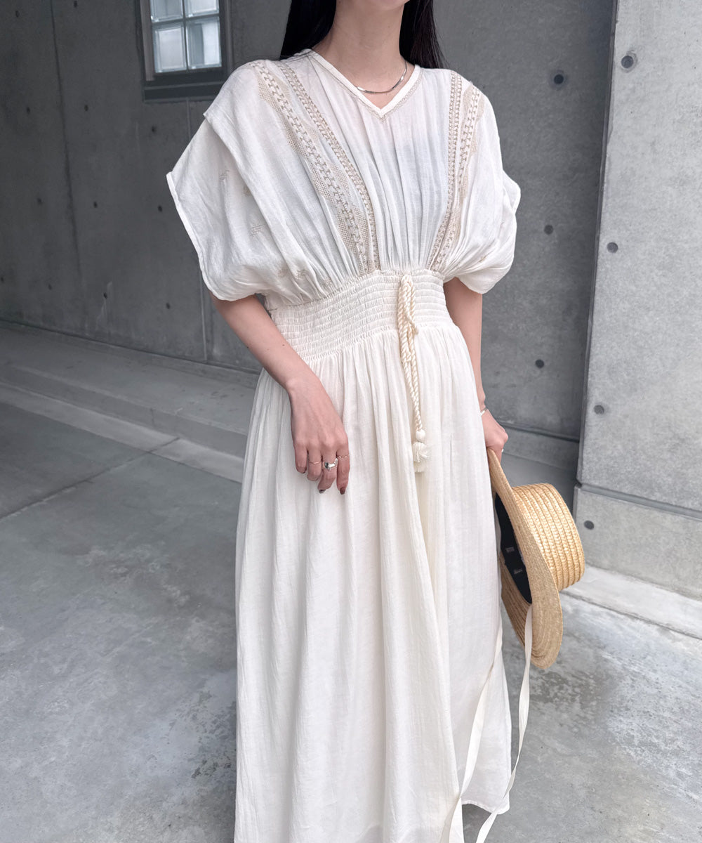 フロント刺繍ウエストシャーリングワンピース