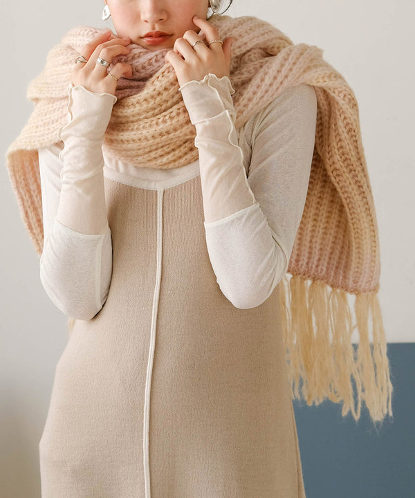 GRADATION KNIT VOLUME SCARF