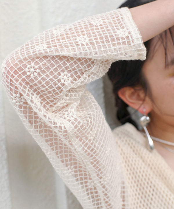 2WAY MESH LACE BLOUSE