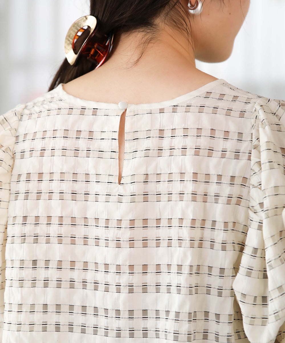 SHEER CHECK SIDE GATHER BLOUSE