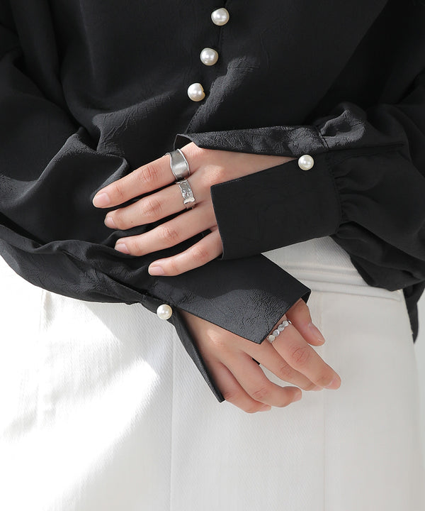 PEARL BUTTON LAYERED BLOUSE