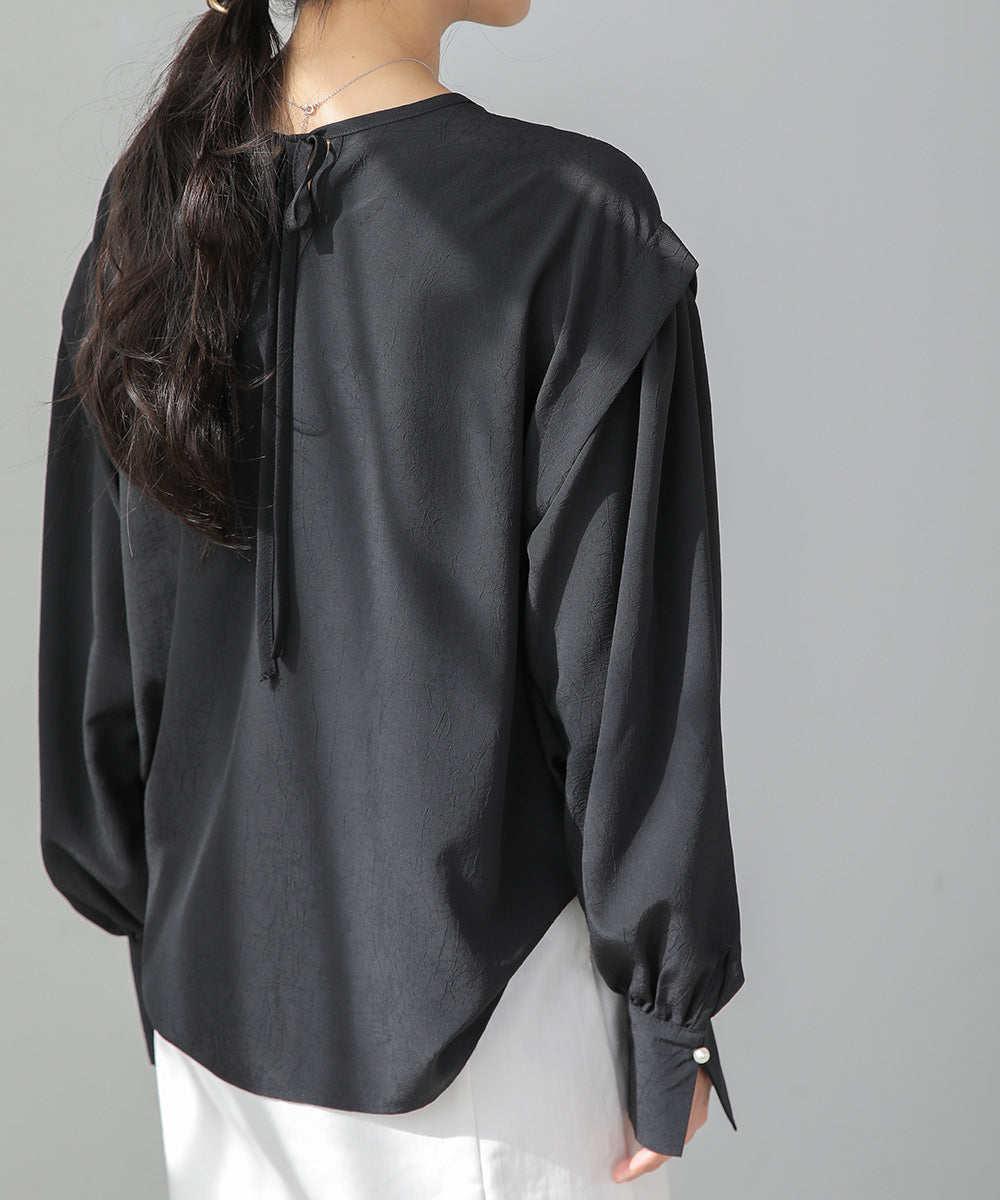 PEARL BUTTON LAYERED BLOUSE