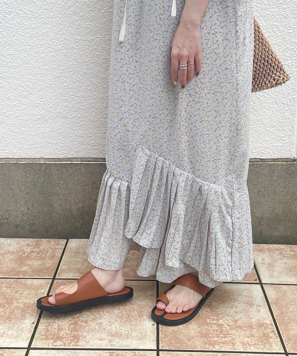 ASYMMETRIC HEM PLEATED ONEPIECE