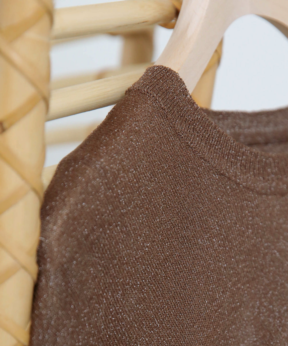 袖子开衩针织上衣