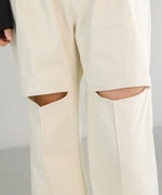 KNEE-SLIT PANTS