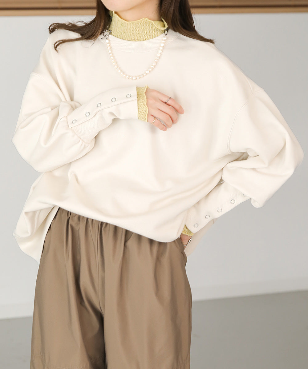 BACK OPEN SWEAT TOP